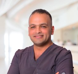 د / محمد داود - اخصائي تقويم الاسنان